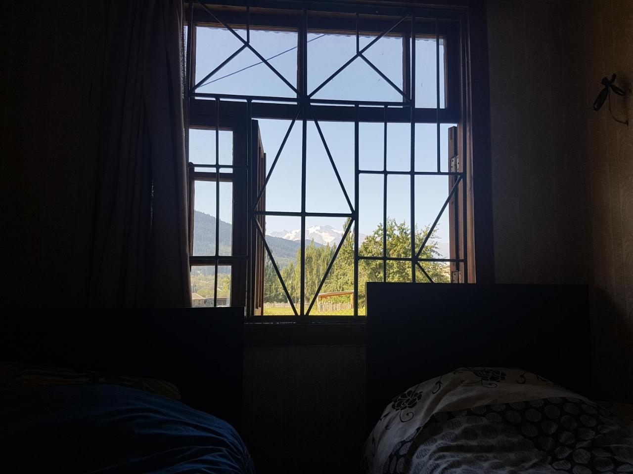 מסטיה Hostel The Misty Mountains מראה חיצוני תמונה